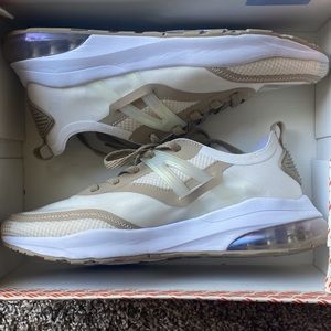 *Brand New* Fabletics Sneaker